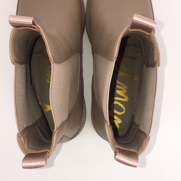 Monochrome Waterproof Boots - Picture 7 of 7